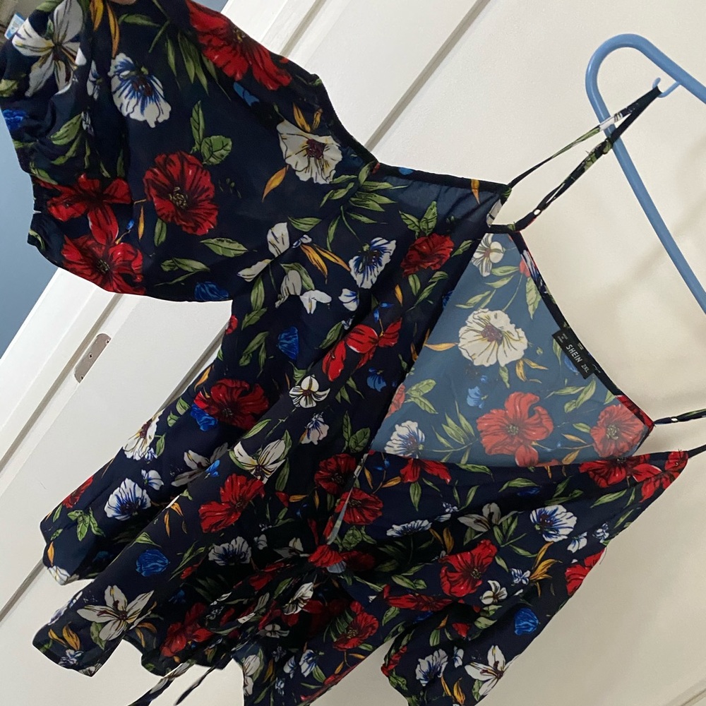 Floral cold shoulder top